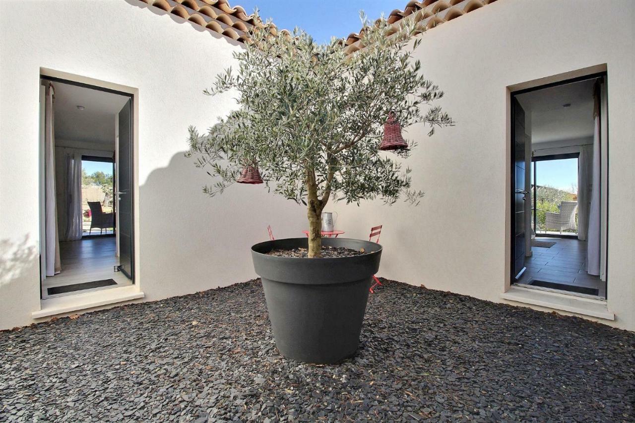 La Villa Aux Oliviers Flayosc エクステリア 写真